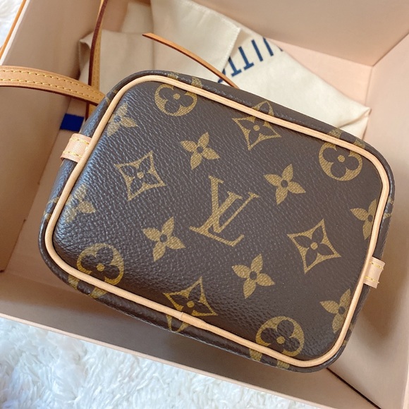 Louis Vuitton Nano Noe Handbag - Picture 2 of 13